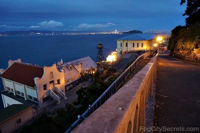 alcatraz tours night