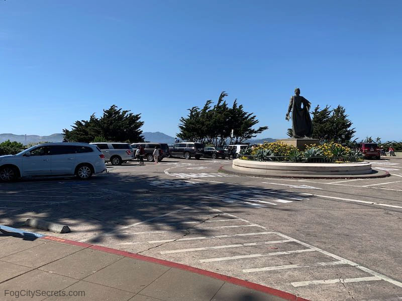 Coit Tower parking lot