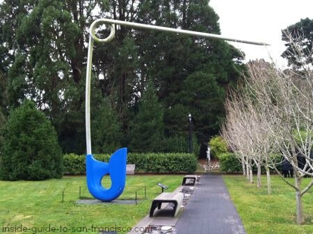 Corridor Pin, Blue, Oldenburg and Bruggen, sculpture garden de Young Museum, San Francisco