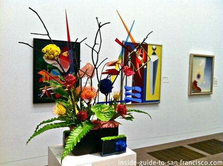 Floral display inspired by paintings