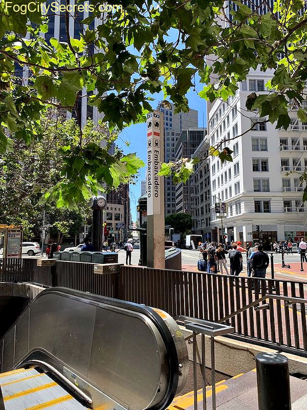 Entrance to the Muni subway at Embarcadero