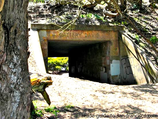 Tunnel entrance to Battery Davis at Fort Funston Tunnel entrance to Battery Davis at Fort Funston