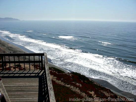 Ocean viewing platform at Fort Funston Ocean viewing platform at Fort Funston