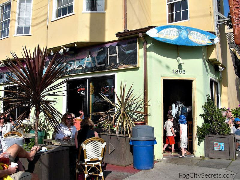 Java Beach Cafe outside San Francisco Sunset District