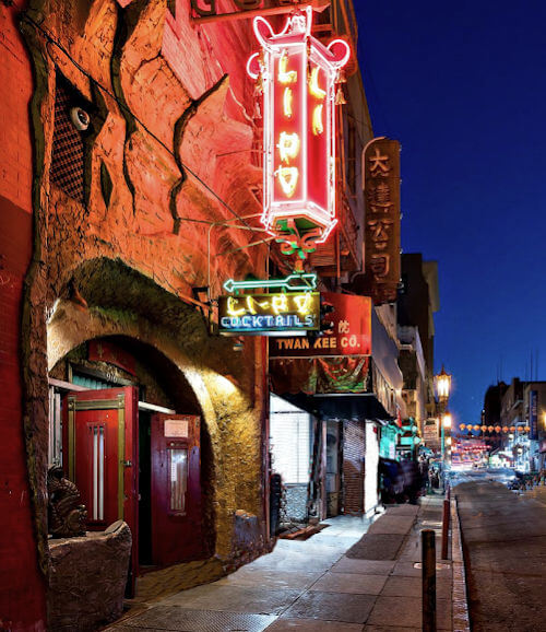 Li Po Bar entrance in SF Chinatown ar night