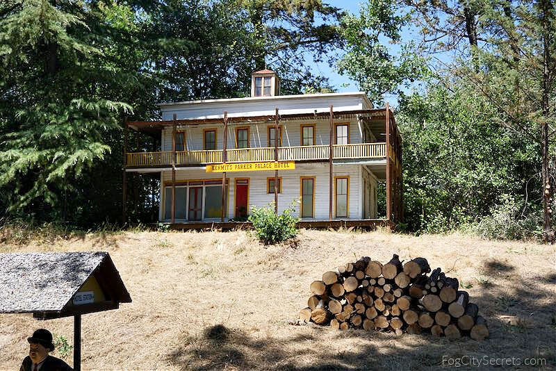 Model Hotel Train Town Sonoma