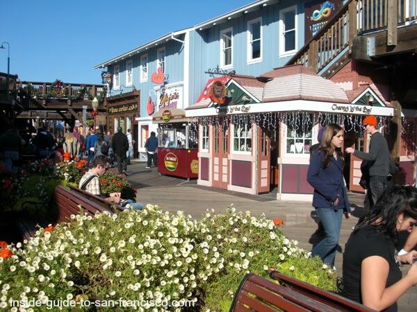 Visitors in Pier 39 Fishermans Wharf San Francisco - CA – Stock