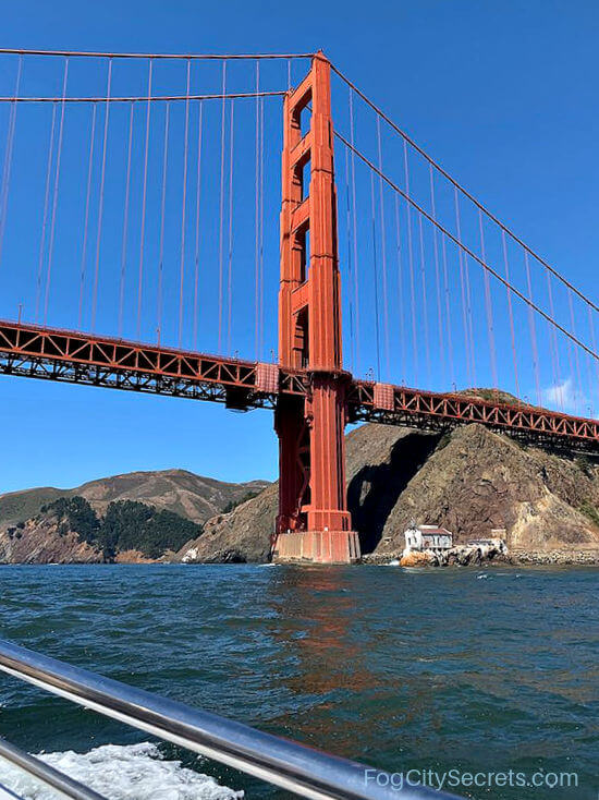 Saioling under the Golden Gate Bridge on a bay cruise Saioling under the Golden Gate Bridge on a bay cruise