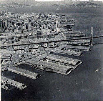 San Francisco piers in 1961, aerial view