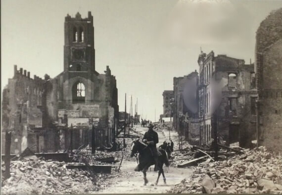 Saint Mary's Church in San Francisco after the earthquake in 1906