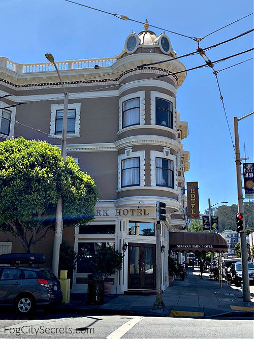 The Haight Ashbury Best Things To Do And See Here Tips From A Local [ 650 x 463 Pixel ]