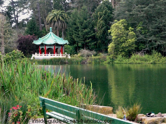 San Francisco Marathon Mile 18 - Course 2022 Landmark - Stow Lake in Golden Gate Park.