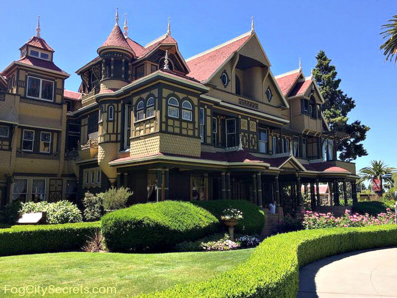 Winchester Mystery House front Winchester Mystery House front